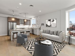 50 Symphony Rd #PENTHOUSE 504, Boston, MA 02115