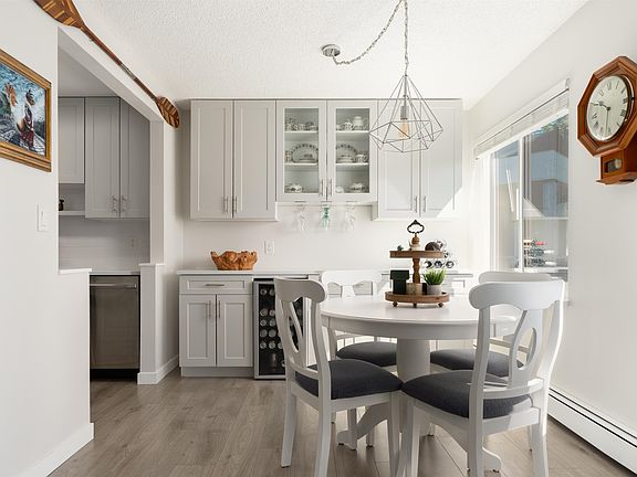 5th image of 1740 Southmere Cres #309