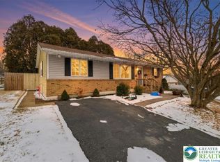 249 West St, Bath, PA 18014