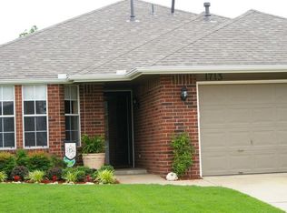 1713 W Fort Worth St S, Broken Arrow, OK 74012