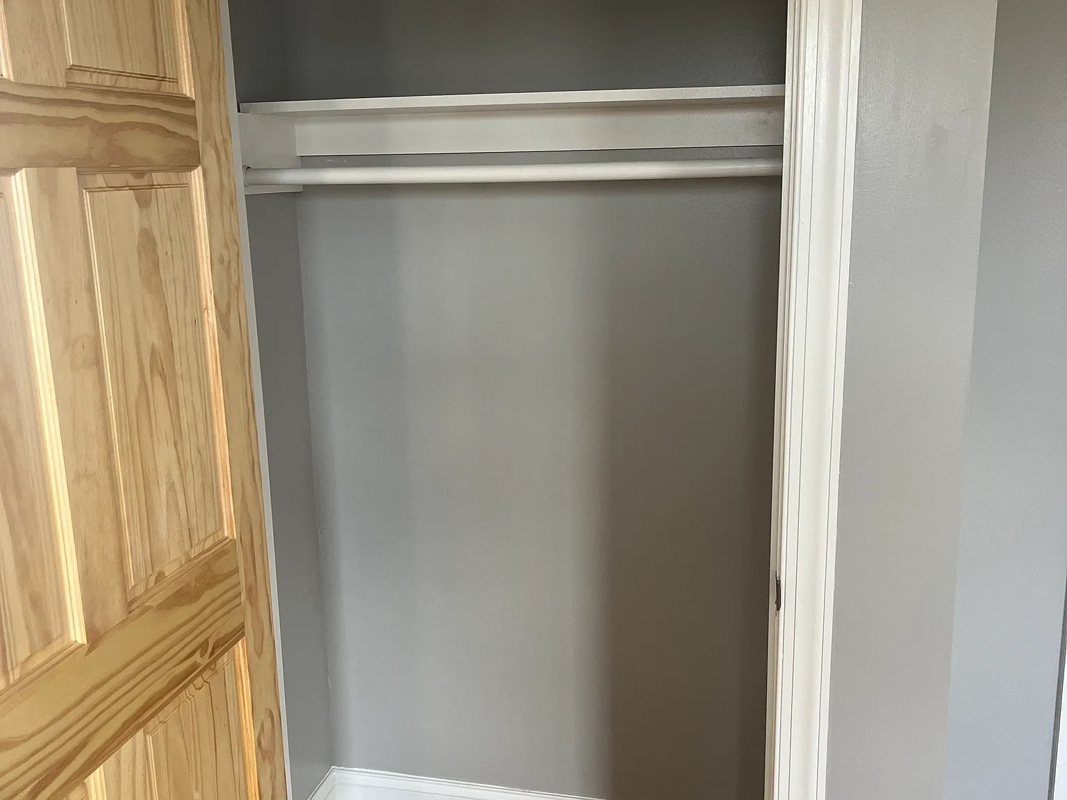 1 bed, 650 sqft, $1,200 — Photo 4