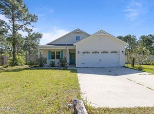 105 Penny Ln, Holly Ridge, NC 28445