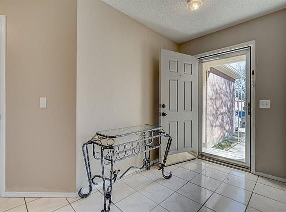 5th image of 118 Walnut Dr