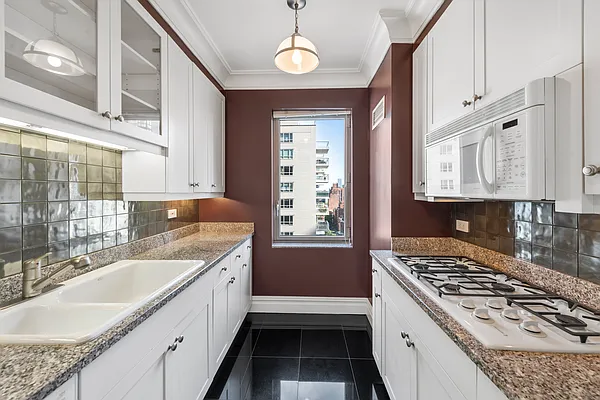 Rented by Brown Harris Stevens | media 16