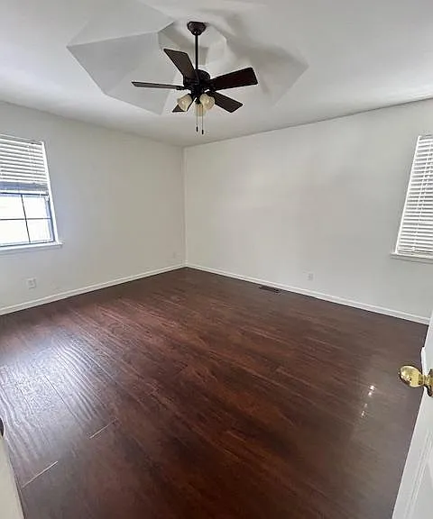 925 Josela Ct — Photo 4