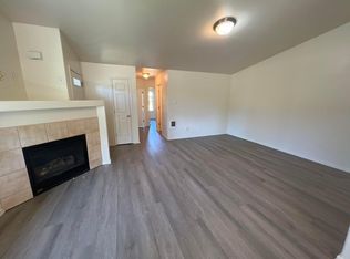 899 NE Hidden Valley Dr UNIT 01, Bend, OR 97701