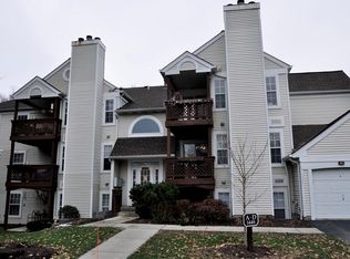 1448 Cedarwood Dr APT D2, Westlake, OH