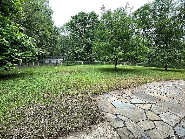 204 Stony Ford Rd — Photo 3