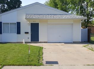 835 Pacific Ave, Lansing, MI 48910