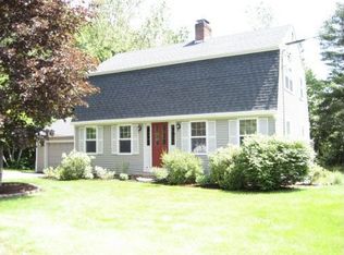 5 Maple St, Cumberland, ME 04021