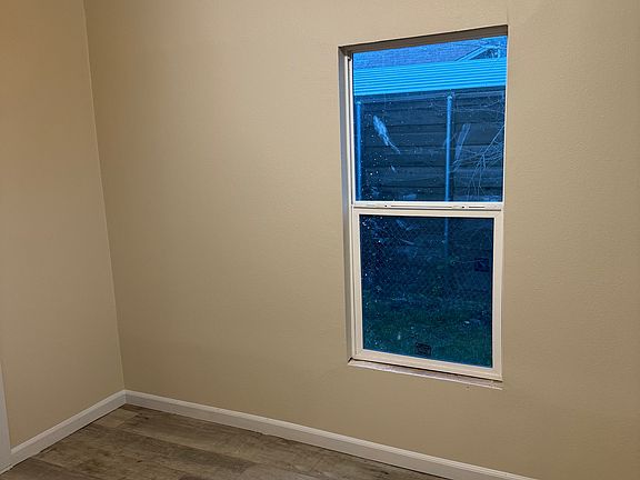 2nd image of 3105 Park St