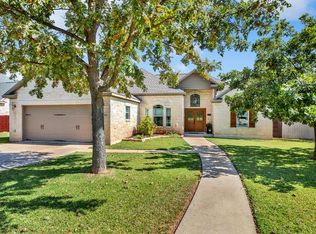 1209 Doe Run Holw, Fredericksburg, TX 78624