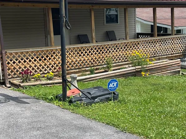 363 Short St, Princeton, WV 24740