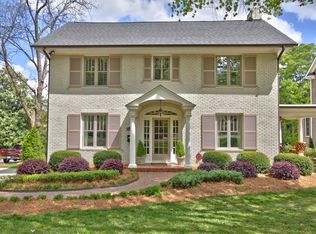 2612 Saint Marys St, Raleigh, NC 27609