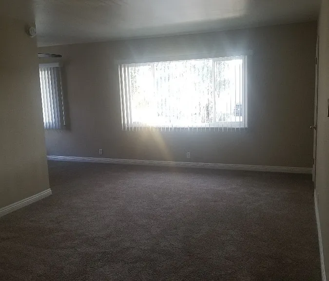 5601 E 23rd St #10 — Photo 4