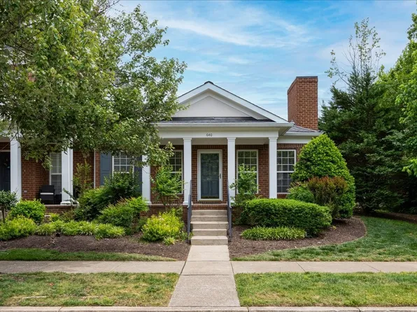 640 Springlake Dr, Franklin, TN 37064