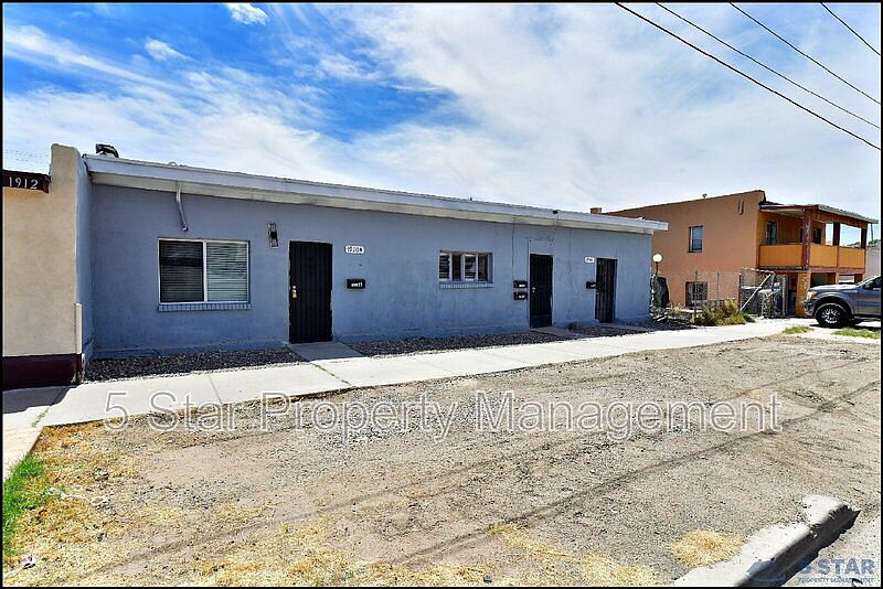 1st image of 1908B Olive Ave