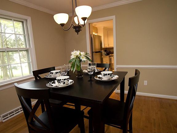 5th image of 3530 Lochinvar Dr
