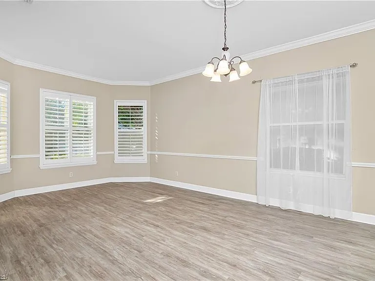 20437 Ardore Ln — Photo 13