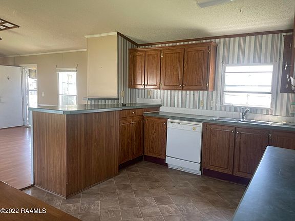 4th image of 149 Dolly Ln