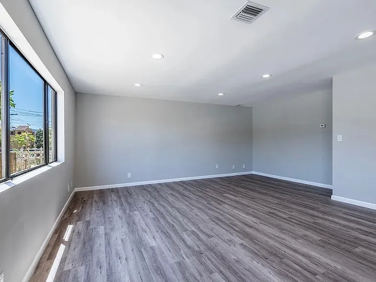 621 E Lomita Ave #A — Photo 8