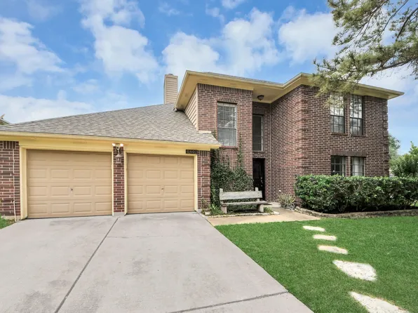 8402 Rose Garden Dr, Houston, TX 77083