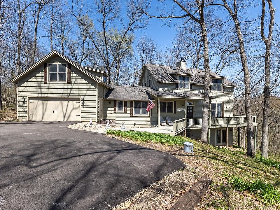 2 Canton Ct, Galena, IL 61036 Zillow