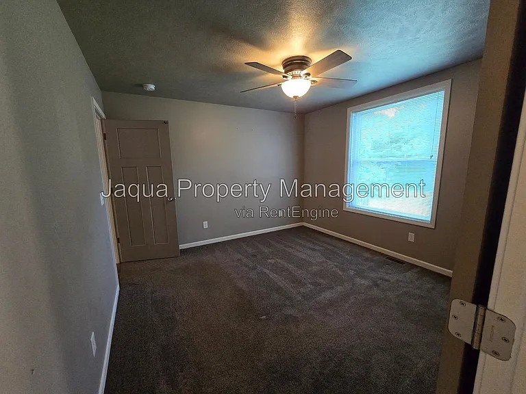 10578 Stadium Dr — Photo 7