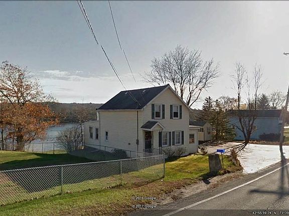2nd image of 520 Hudson Ave