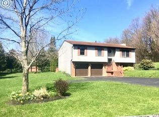 5463 Bushart Rd, Oriskany, NY 13424