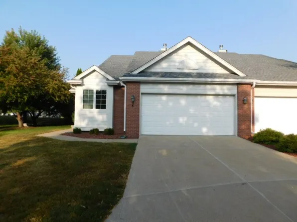 5925 Ep True Pkwy Unit 25, West Des Moines, IA 50266