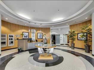 757 N Orleans St #1605, Chicago, IL 60610