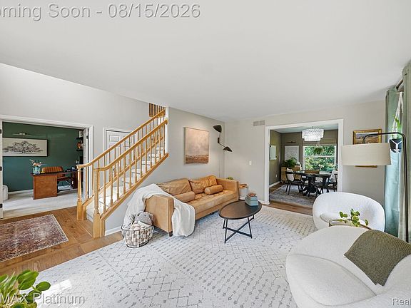 3rd image of 336 Natanna Dr