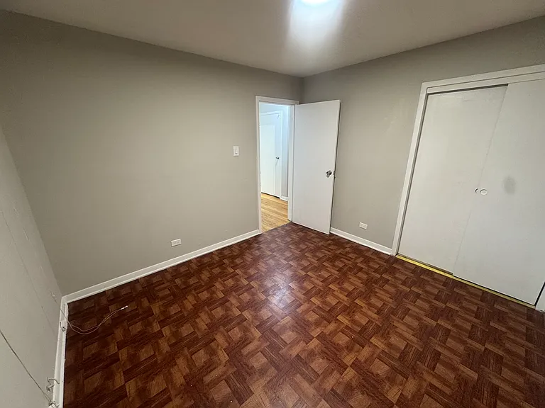 15111 Woodlawn Ave — Photo 5