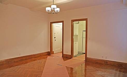 1st image of 44 W 10th St APT 3C