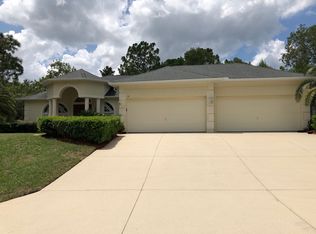 19 Saintpaulia St, Homosassa, FL 34446