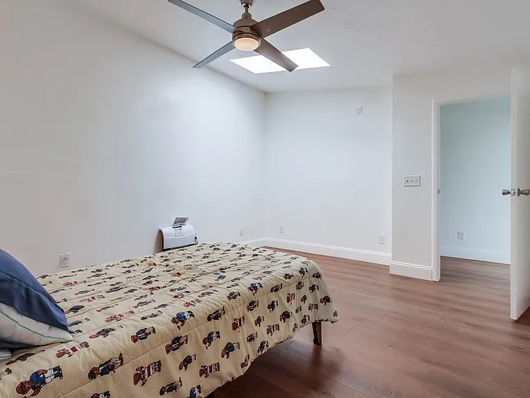 9442 Seltzer Ct — Photo 45