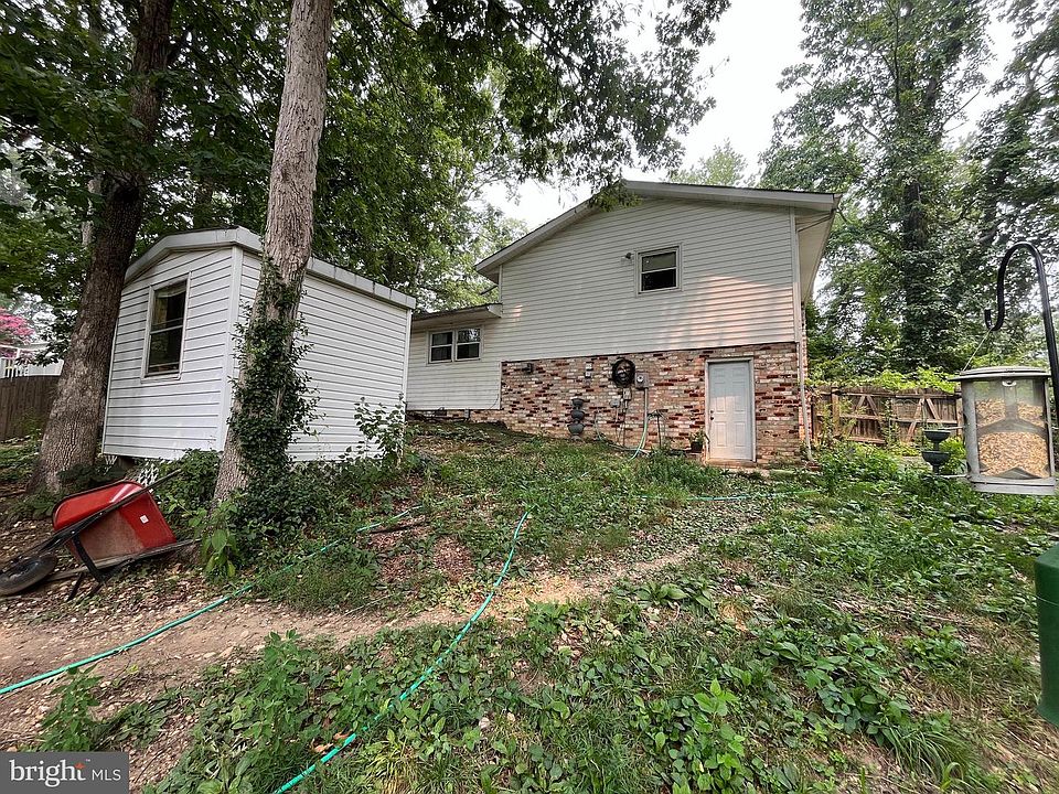 2nd image of 410 Morningside Dr