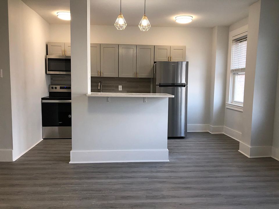 1st image of 4245 Locust St #523