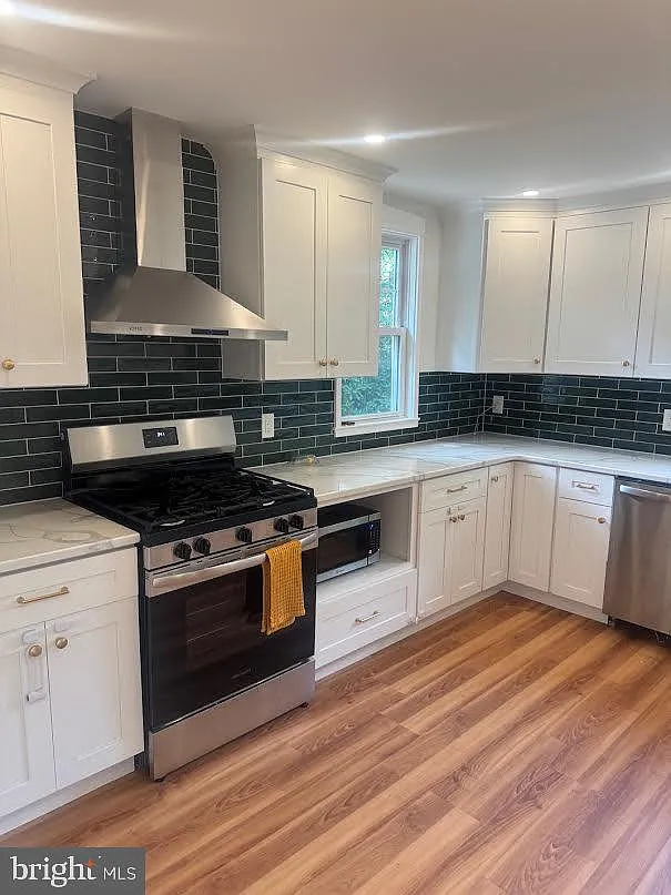 3 bed, 1.5 bath, 1508 sqft, $3,100 — Photo 3