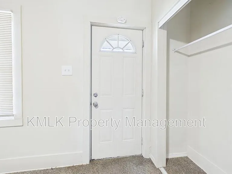 534 Gage St — Photo 5