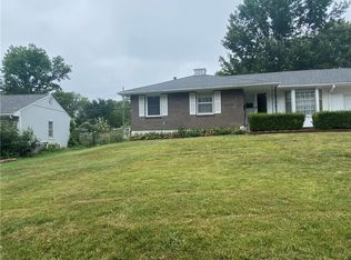 321 Hillcrest Dr, Warrensburg, MO 64093