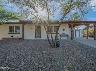 750 S Abrego Dr, Green Valley, AZ 85614