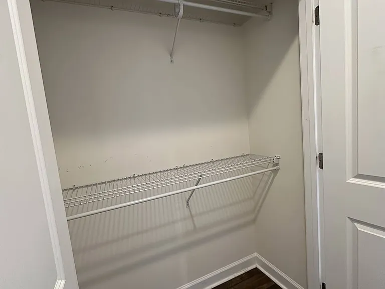 2436 Winthrop Dr — Photo 38