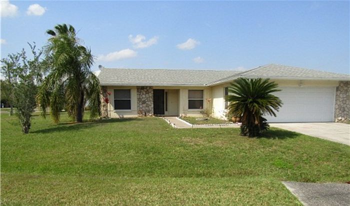 1st image of 533 Maricopa Dr
