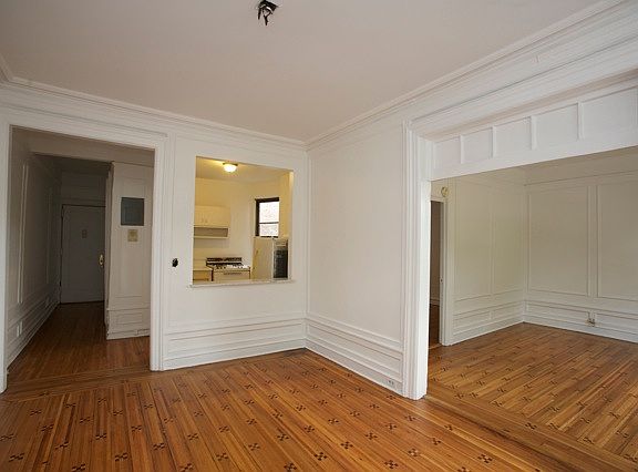 2nd image of 10 Prospect Park SW APT 24