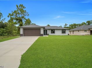 1061 Butler St E, Lehigh Acres, FL 33974
