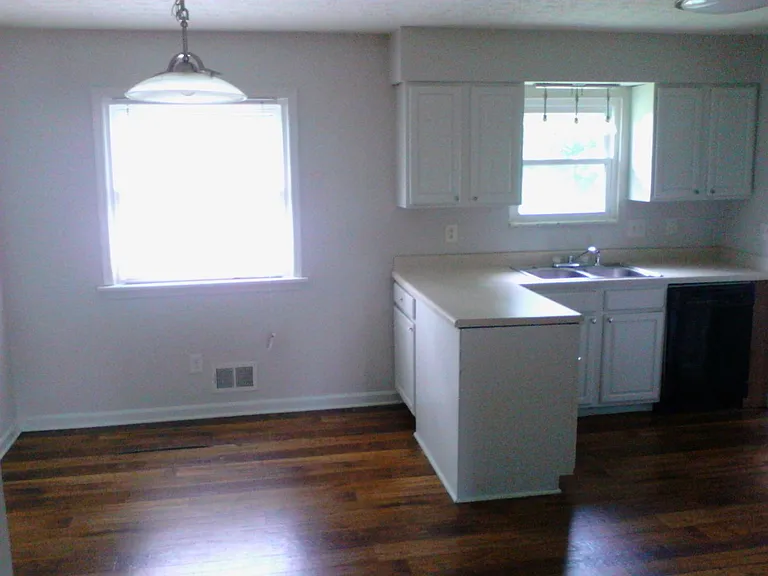 4414 Tara Gale Ct — Photo 16