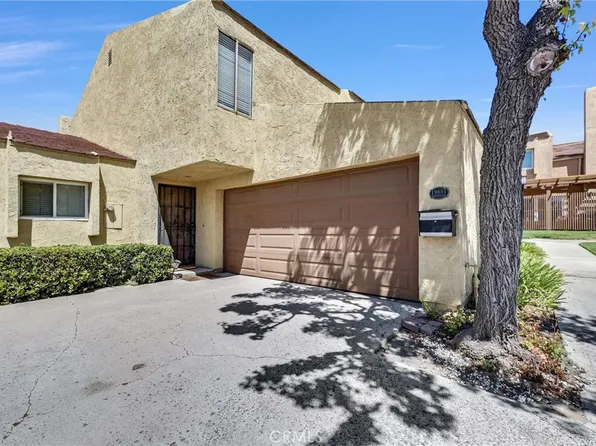 19651 Castellana Plz, Yorba Linda, CA 92886