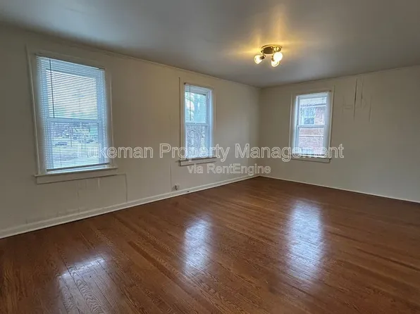 3013 Portage St #2, Kalamazoo, MI 49001